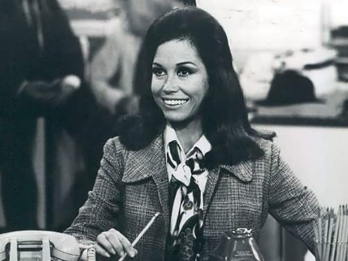 Paying Tribute to Mary Tyler Moore's Legacy