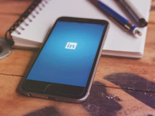 How to Create & Change a Custom LinkedIn URL in 3 Easy Steps
