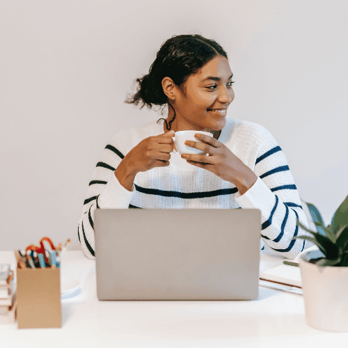 How to Write a Good LinkedIn Headline (with examples)
