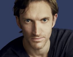 Robert Lyons