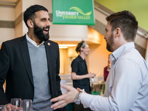 The 8 Best Practices for Alumni Networking