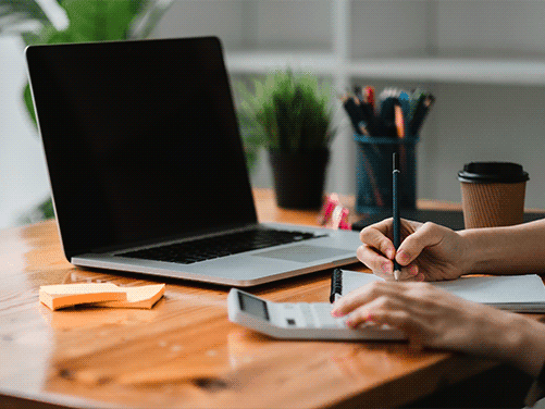 Past vs. Present Tense on Resumes: Best Practices