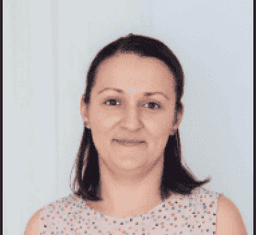 Marcela C.