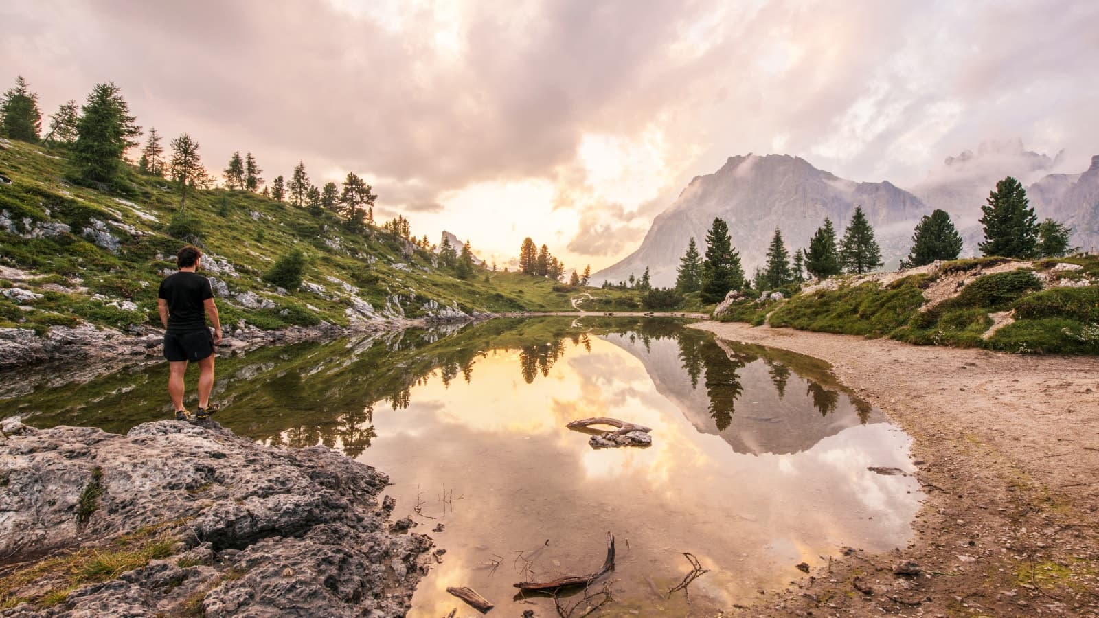 Lake and mountains