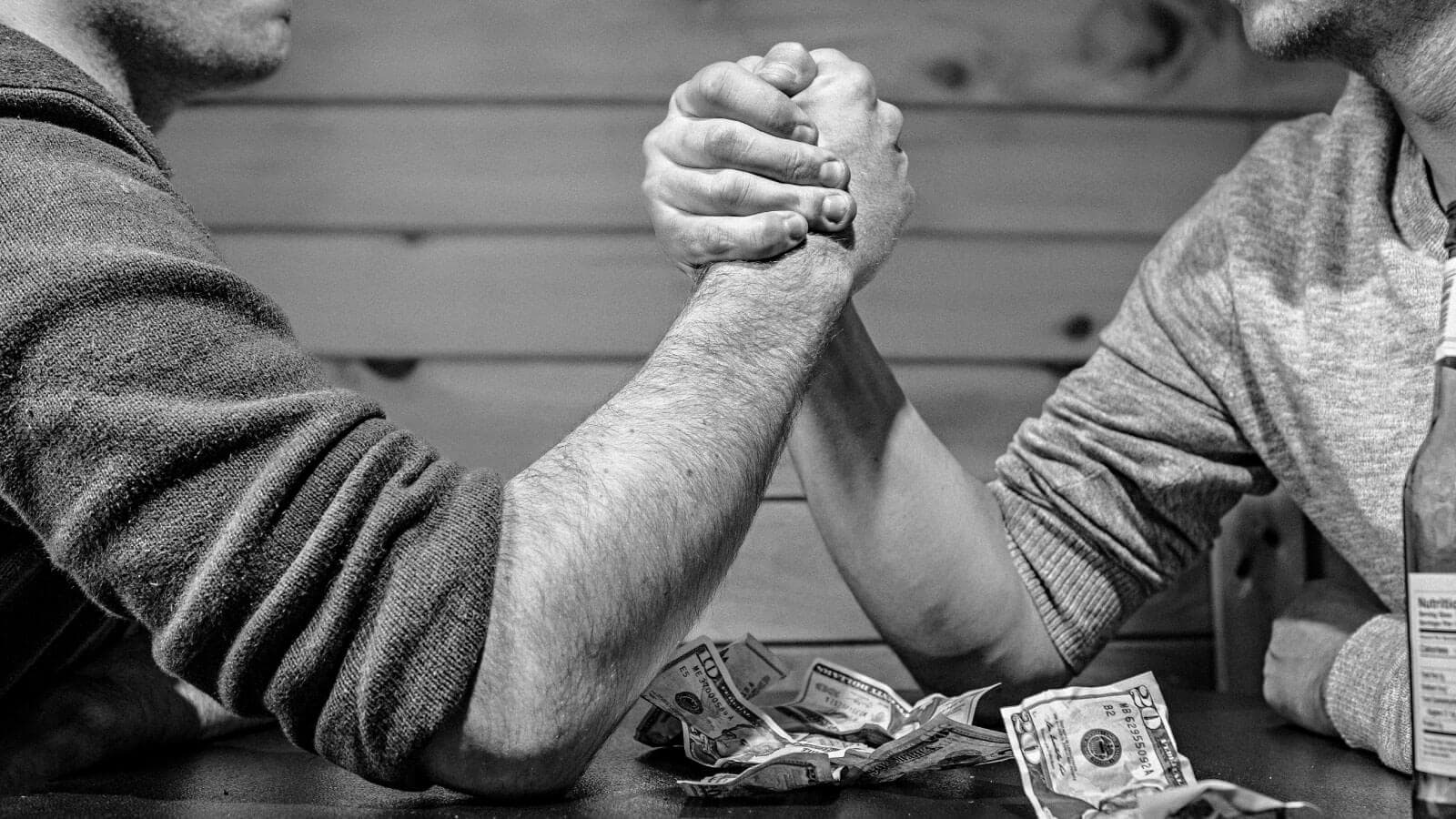 2 guys arm wrestling for money