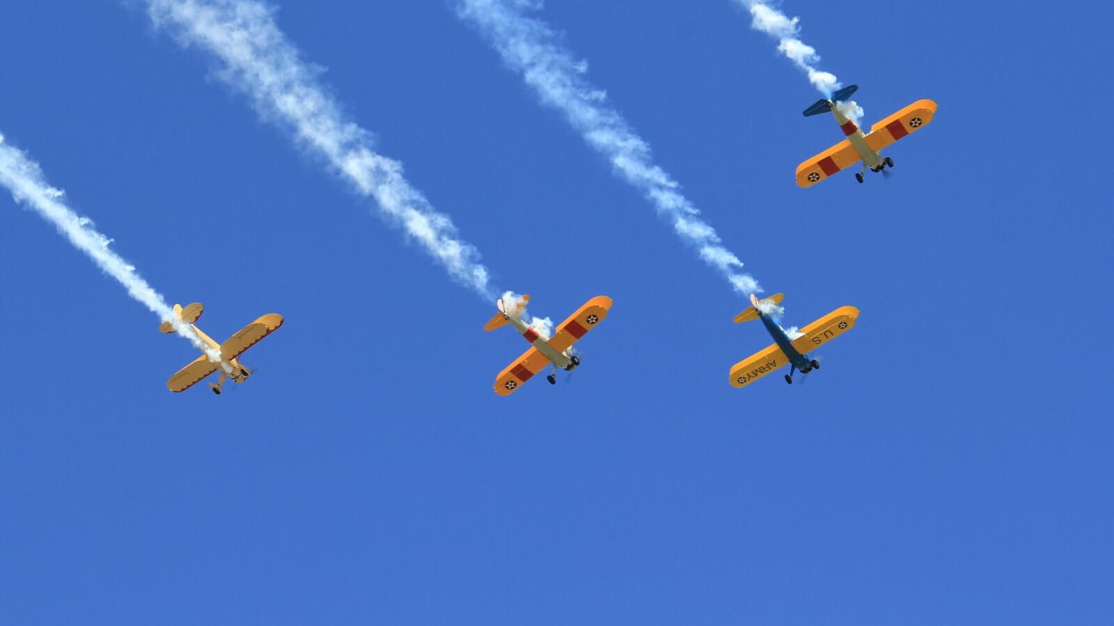 Planes in the sky